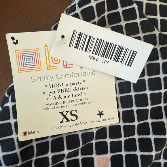 LulaRoe Maxi skirt never been worn - Picture 2 of 4